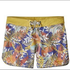 NWT Patagonia Womens Wavefarer Board Shorts Sz 16